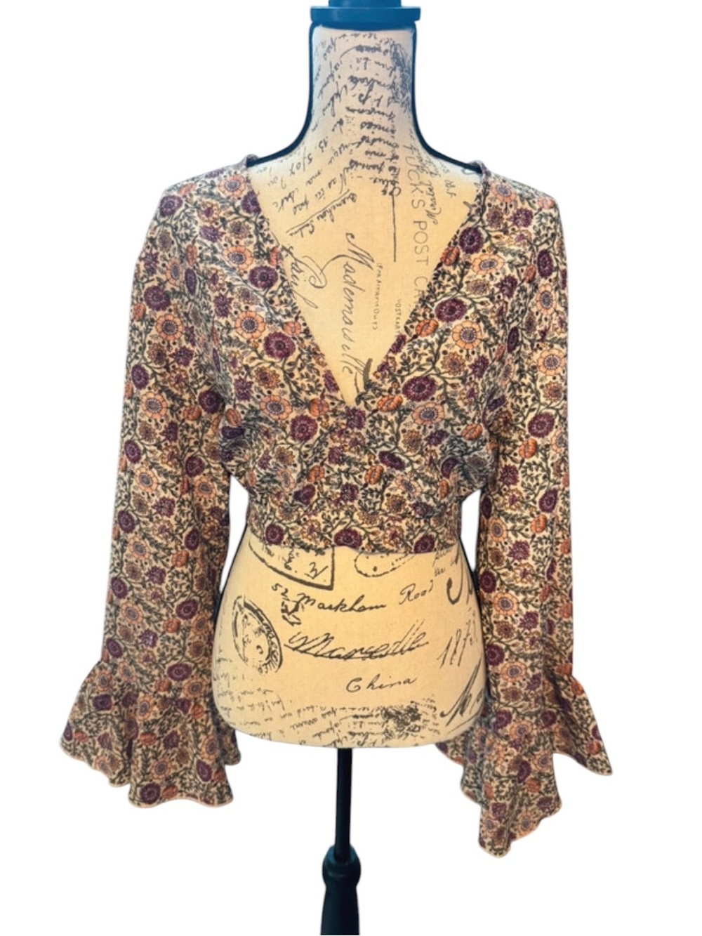 gimmicks by BKE Purple and Cream Floral Smocked V-Neck Blouse